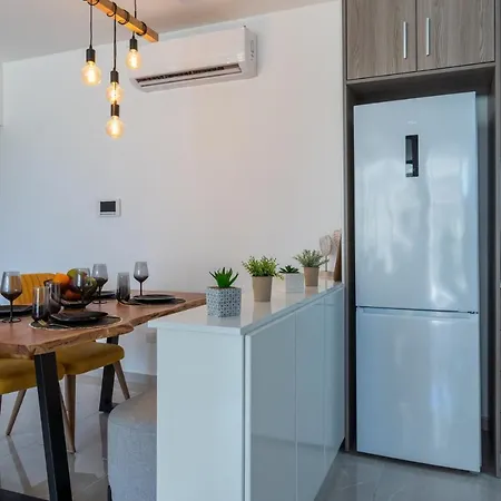 Flair - 1-bedroom & Balcony In