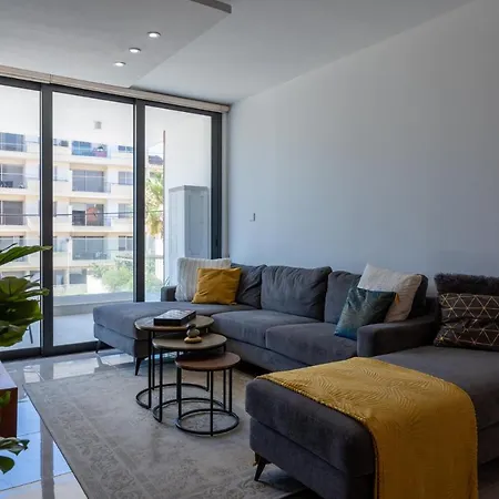 Daire Flair - 1-bedroom & Balcony In Larnaca