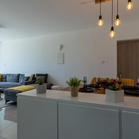 Flair 1-bedroom In *