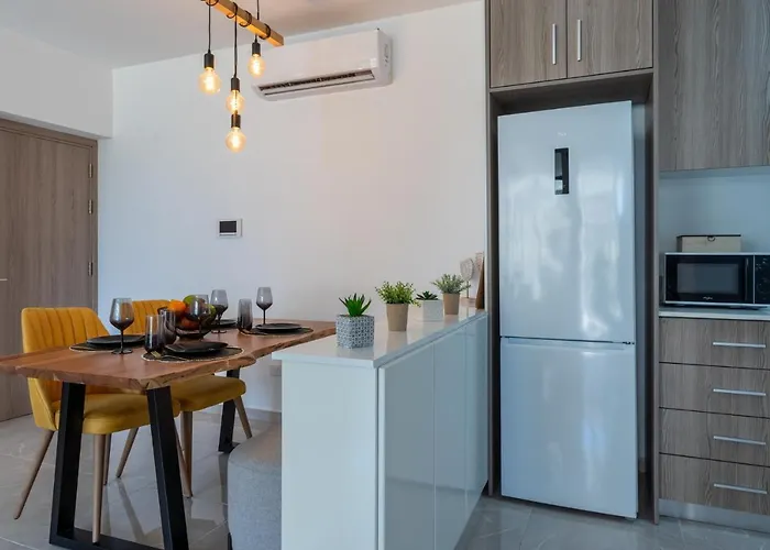 Flair - 1-bedroom & Balcony In