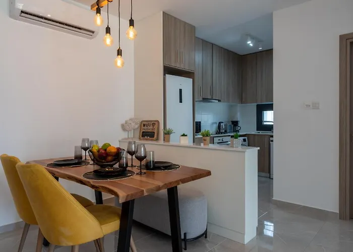 Flair - 1-bedroom & Balcony In Apartmán Larnaca